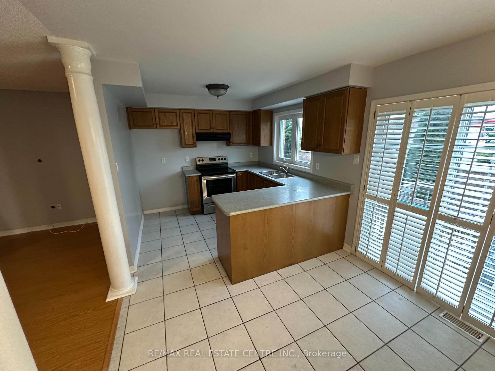 Family Size kitchen walk Out to backyard