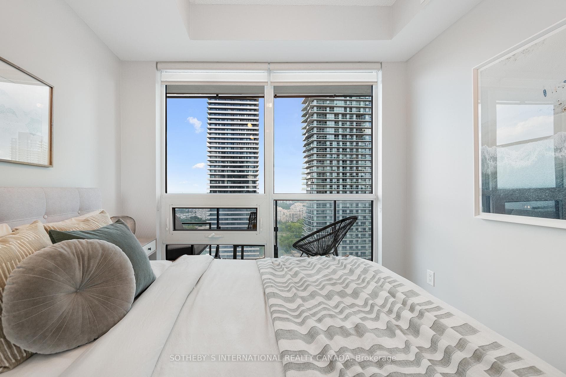 59 Annie Craig Drive Unit 2807 photo 24