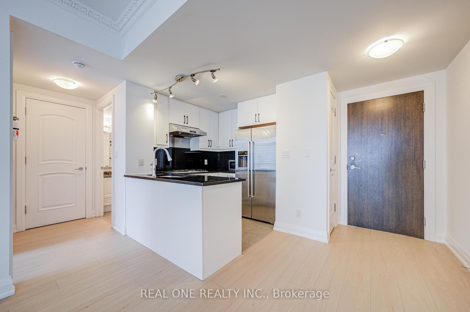 Newly Renovated White Modern Kitchen
