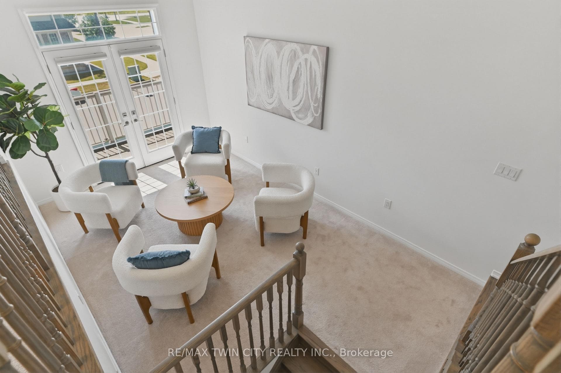 46 Munro Circle photo 5