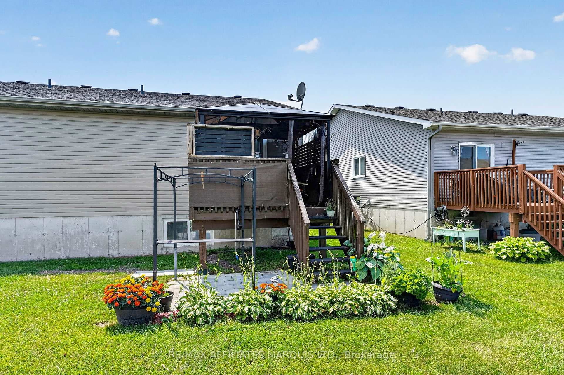 41 Blackburn Drive photo 30