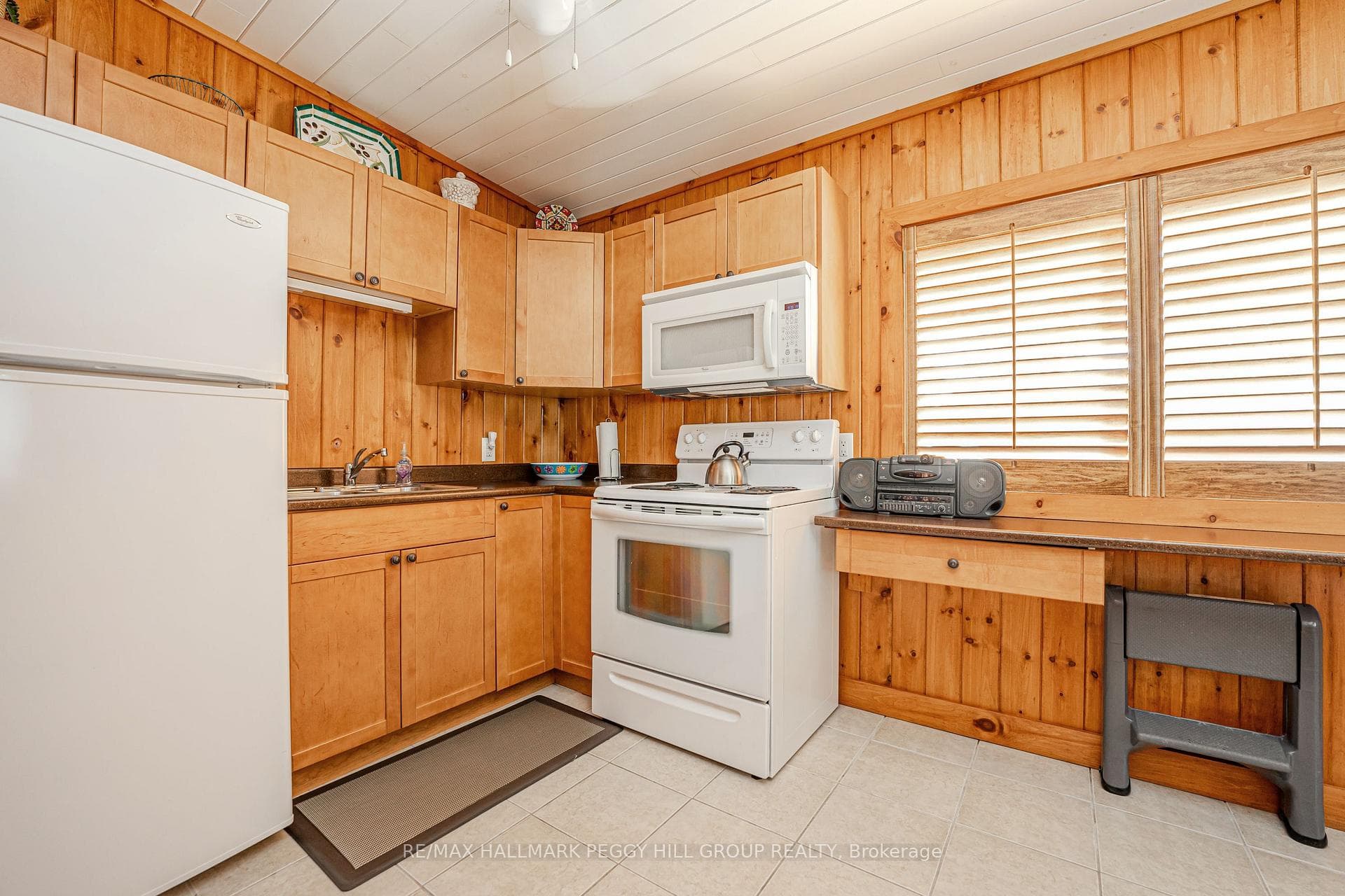 7582 Oak Point Road Unit Studio photo 3