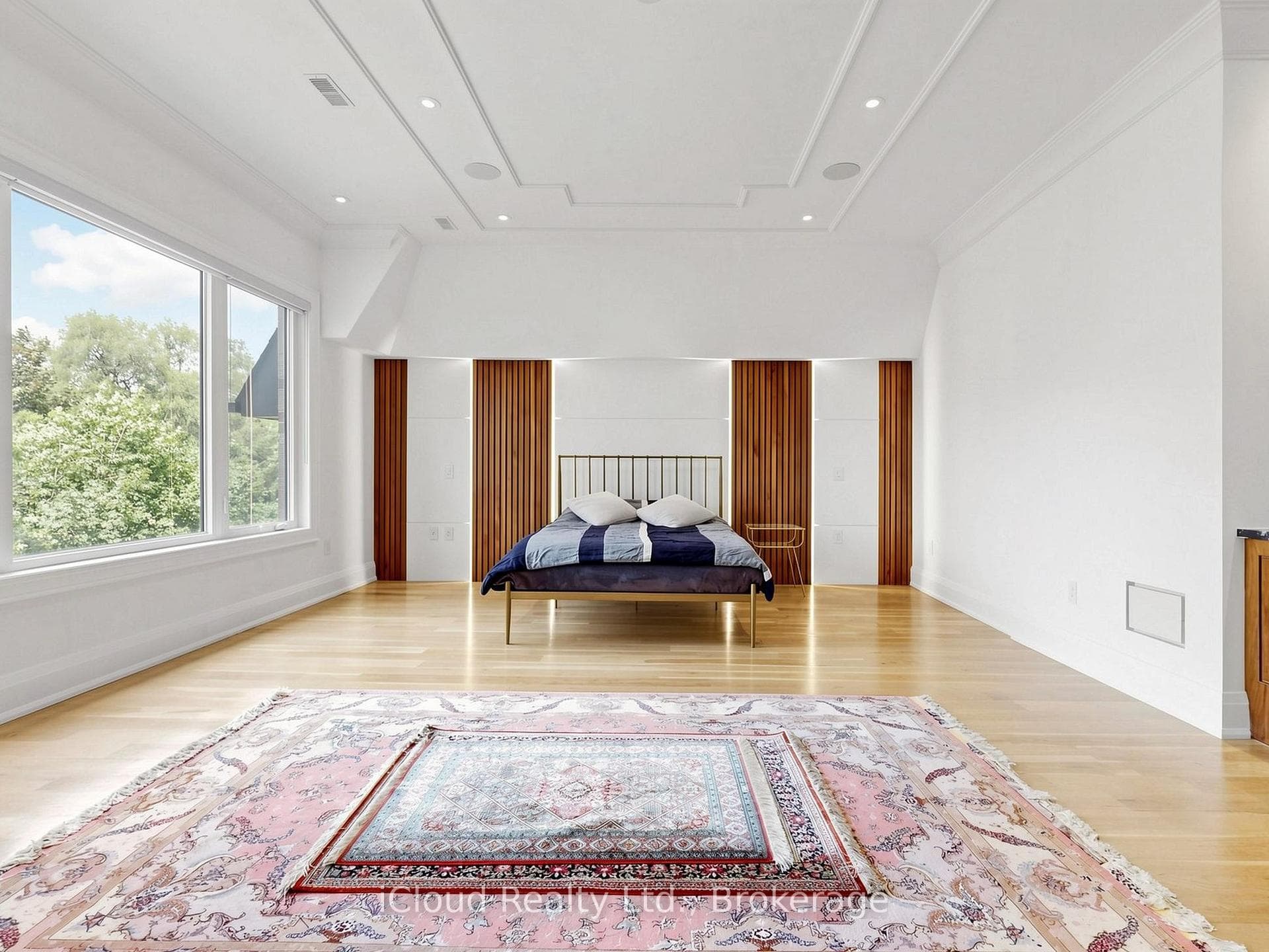 64 Risebrough Avenue photo 36