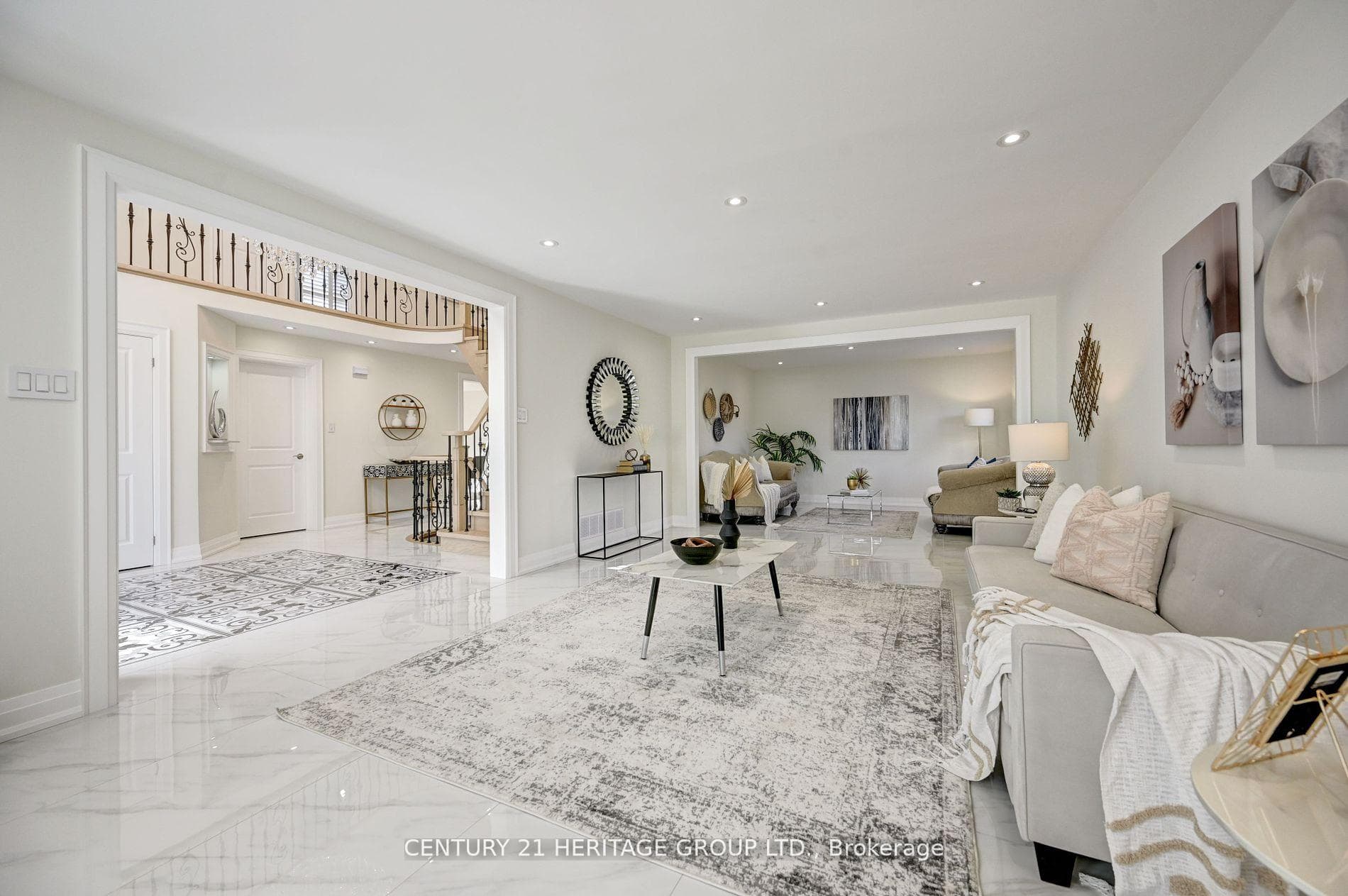 568 Elgin Mills Road photo 6