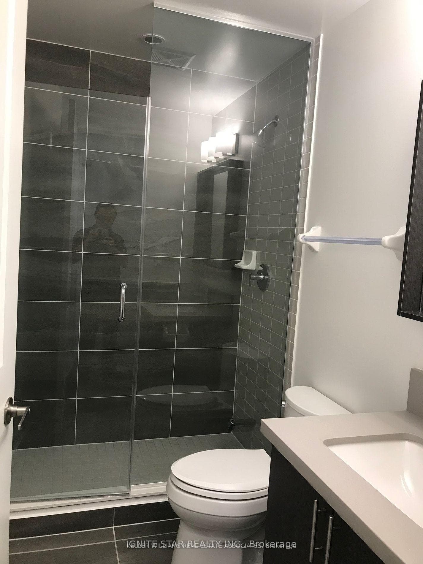 4677 Glen Erin Drive Unit 608 photo 16