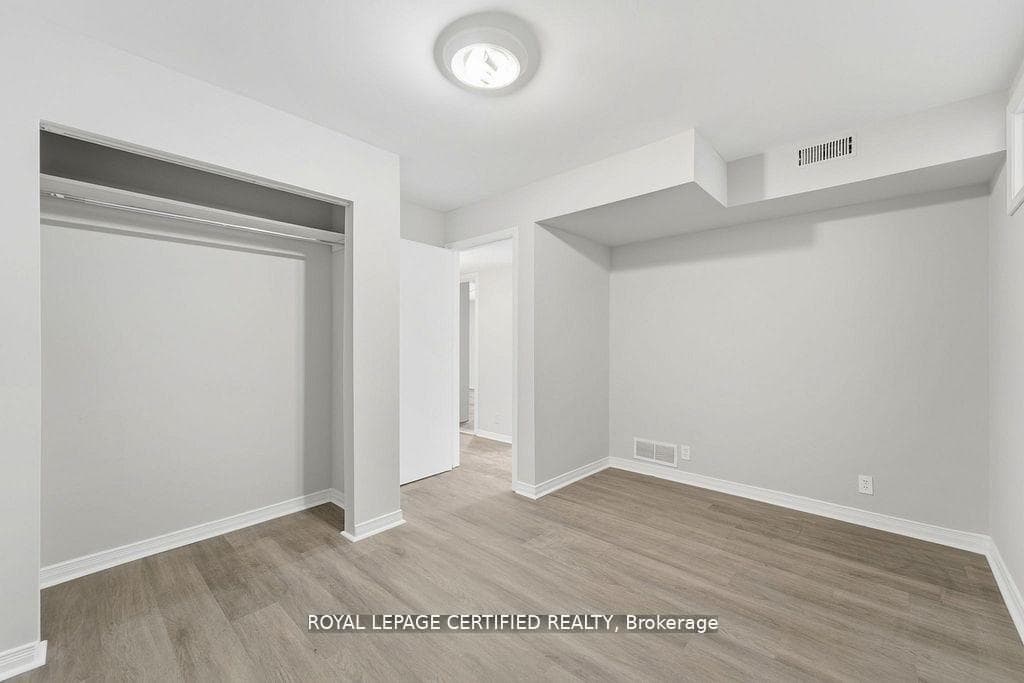 103 Sibbald Crescent photo 30