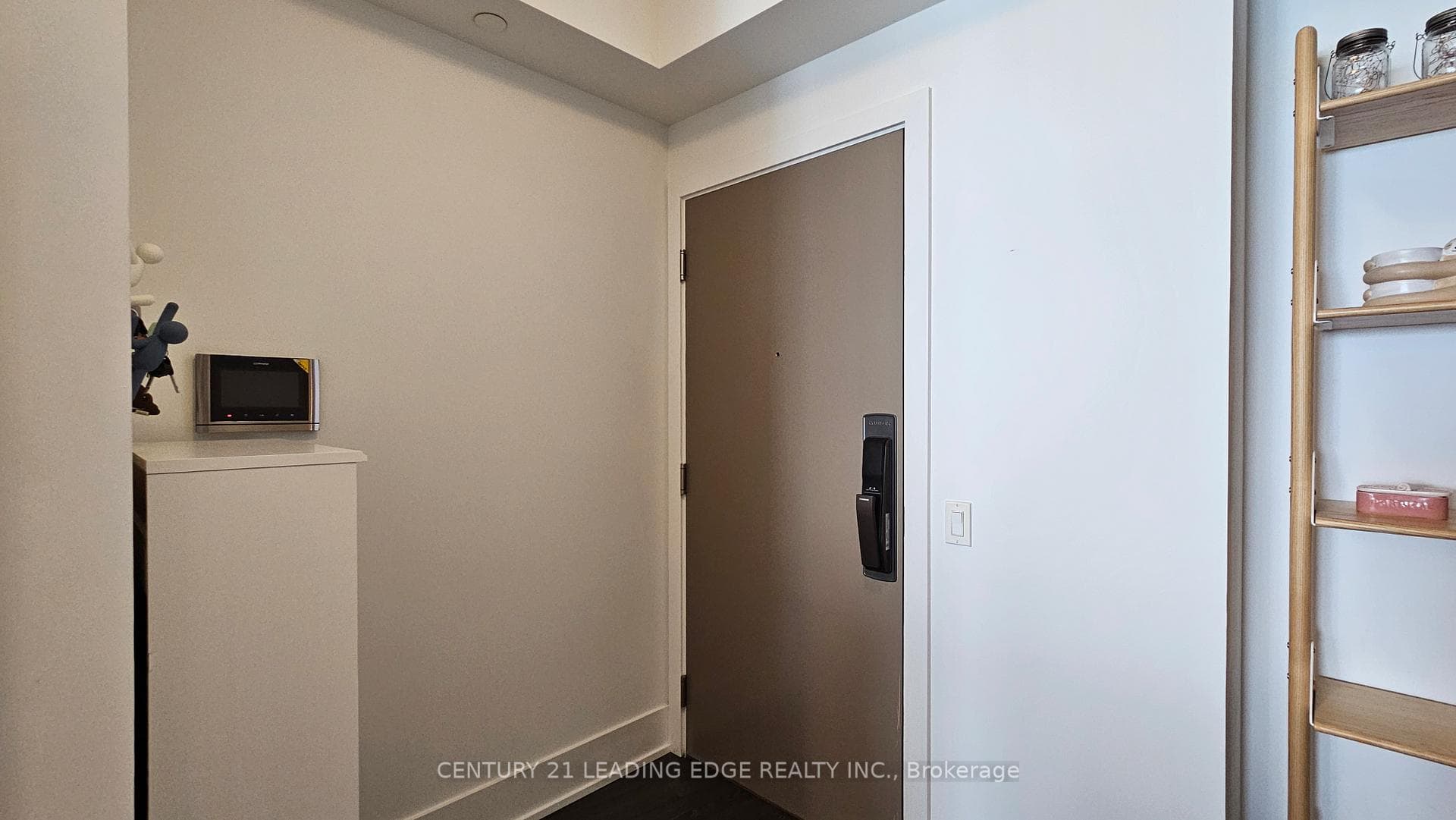 10 YORK Street Unit 5407 photo 3