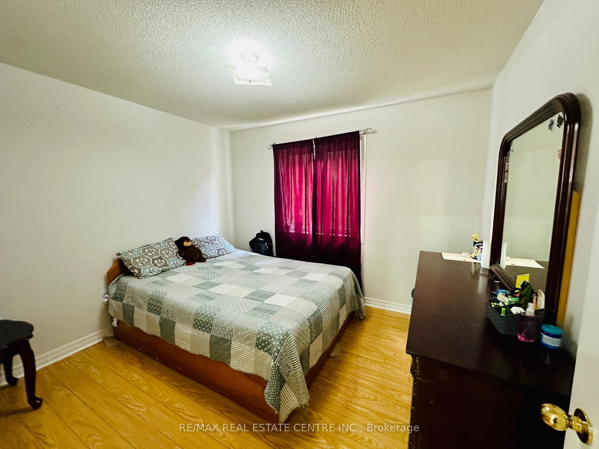 20 Tatra Crescent photo 13