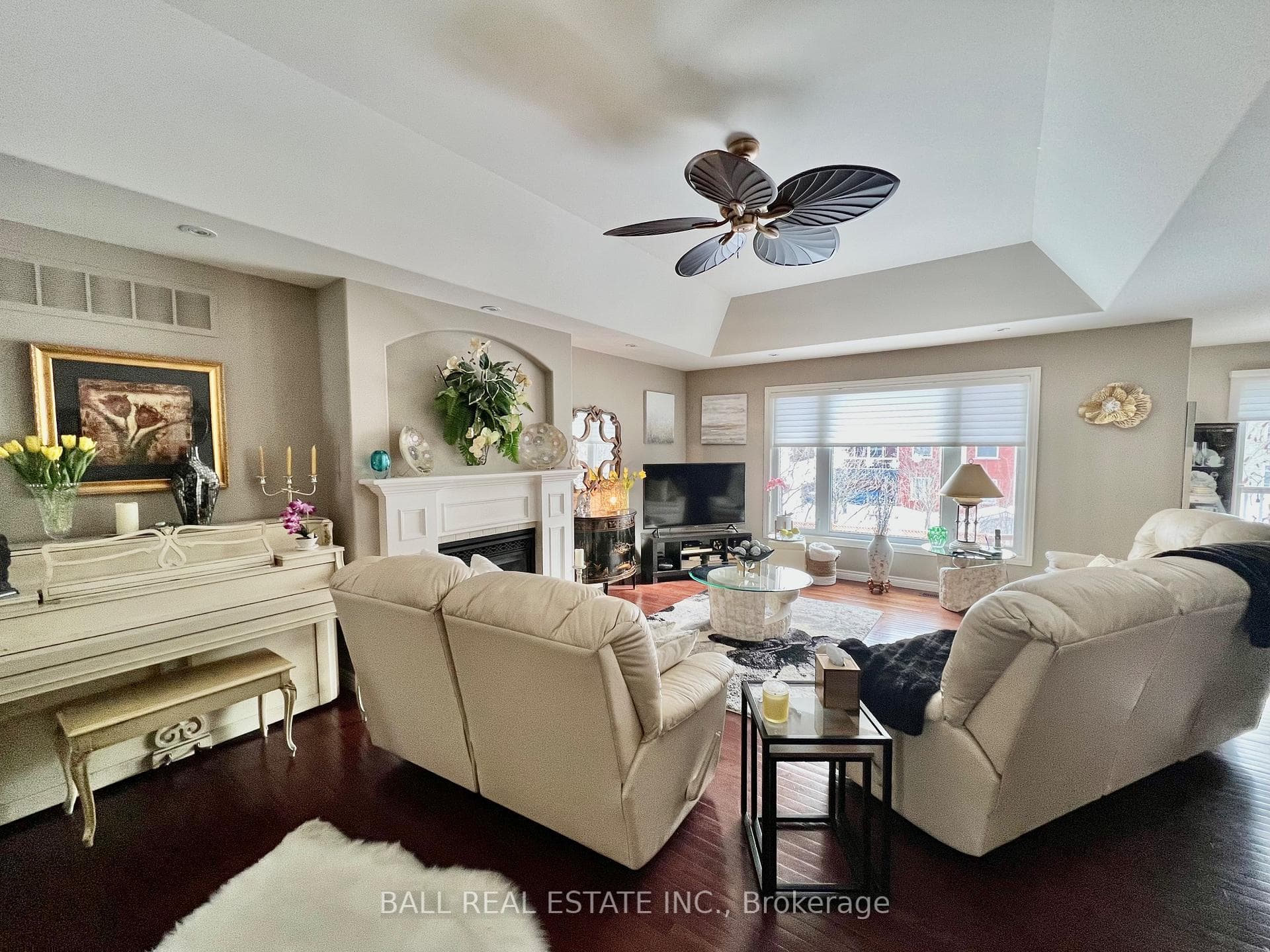 236 Lorne Court photo 7