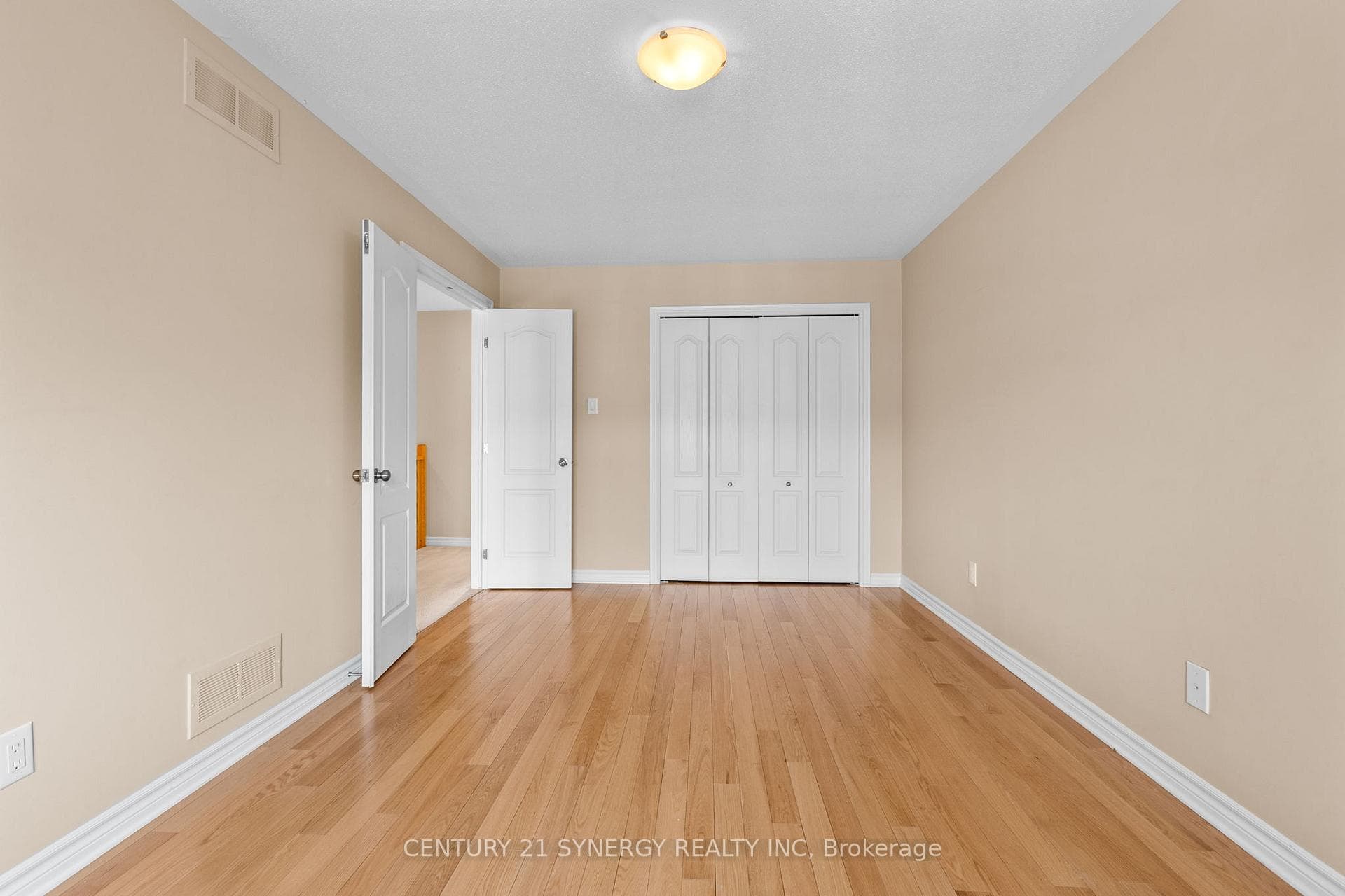 430 Foxhall Way photo 22