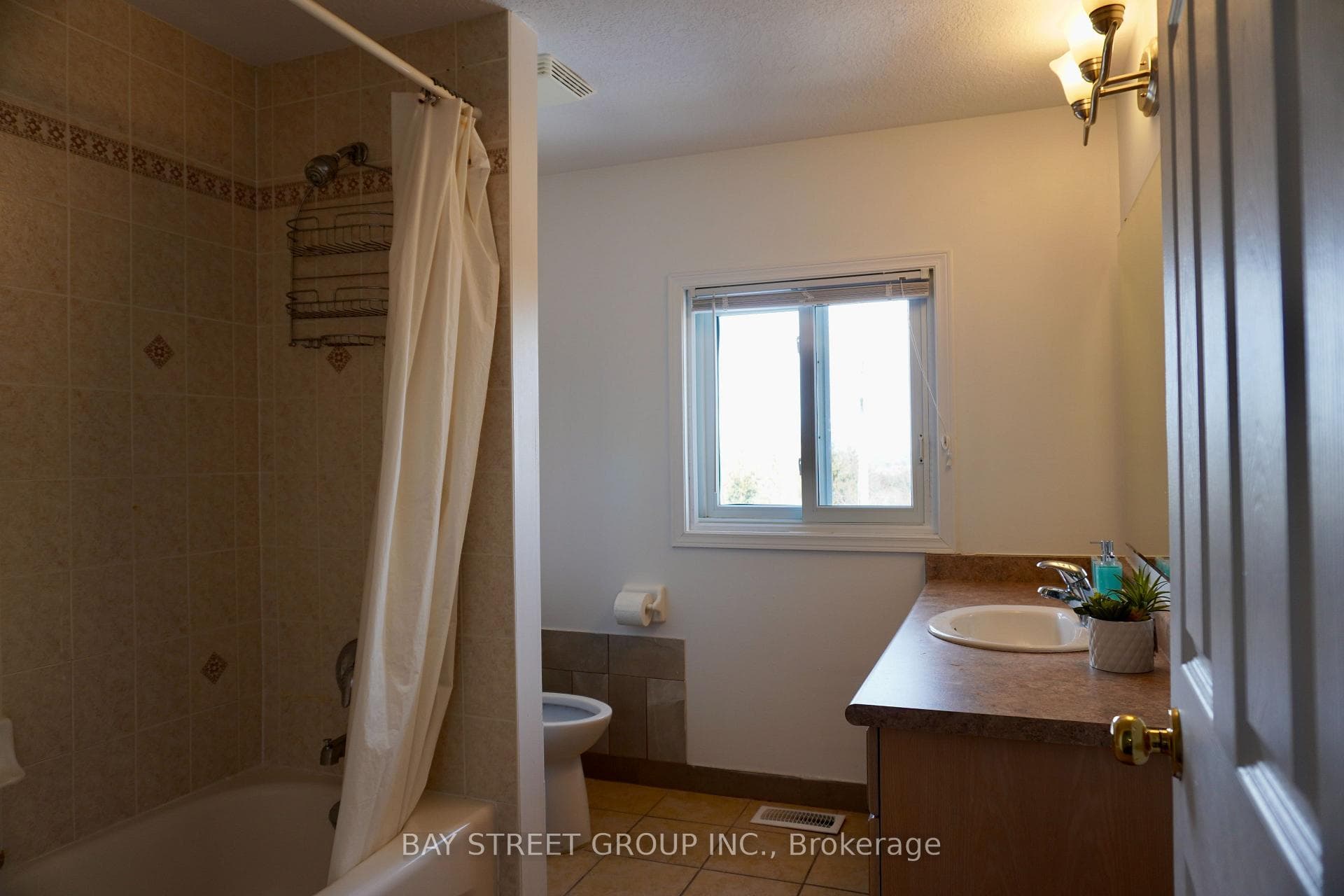 702 Wild Ginger Avenue photo 25