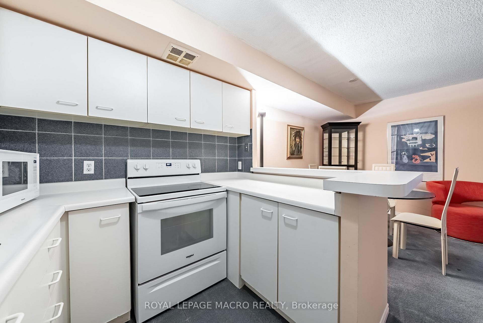 25 The Esplanade Street Unit 1410 photo 8