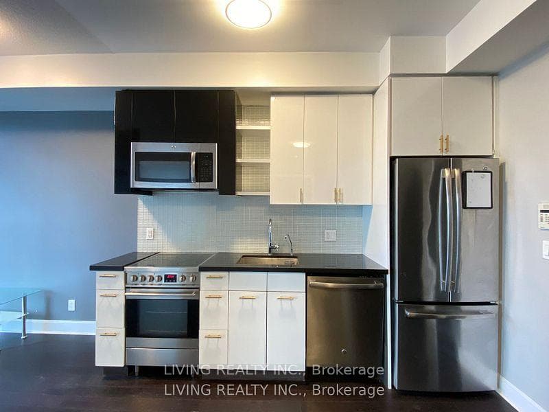 33 Shore Breeze Drive Unit 1607 photo 13