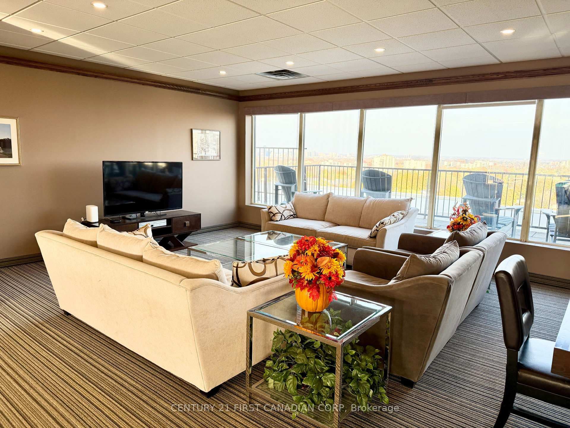 744 Wonderland Road Unit 1203 photo 37