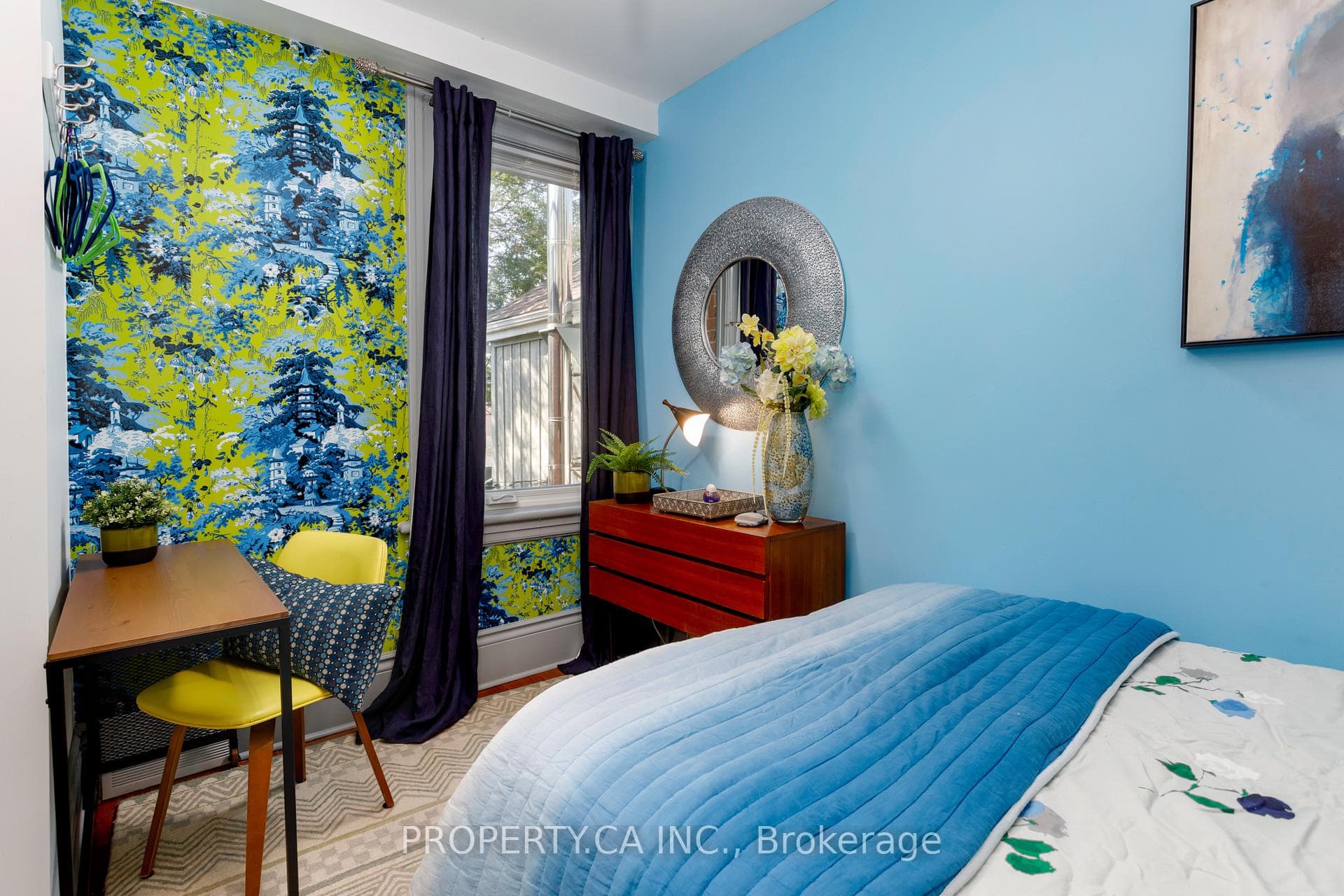 458 Roxton Road photo 23