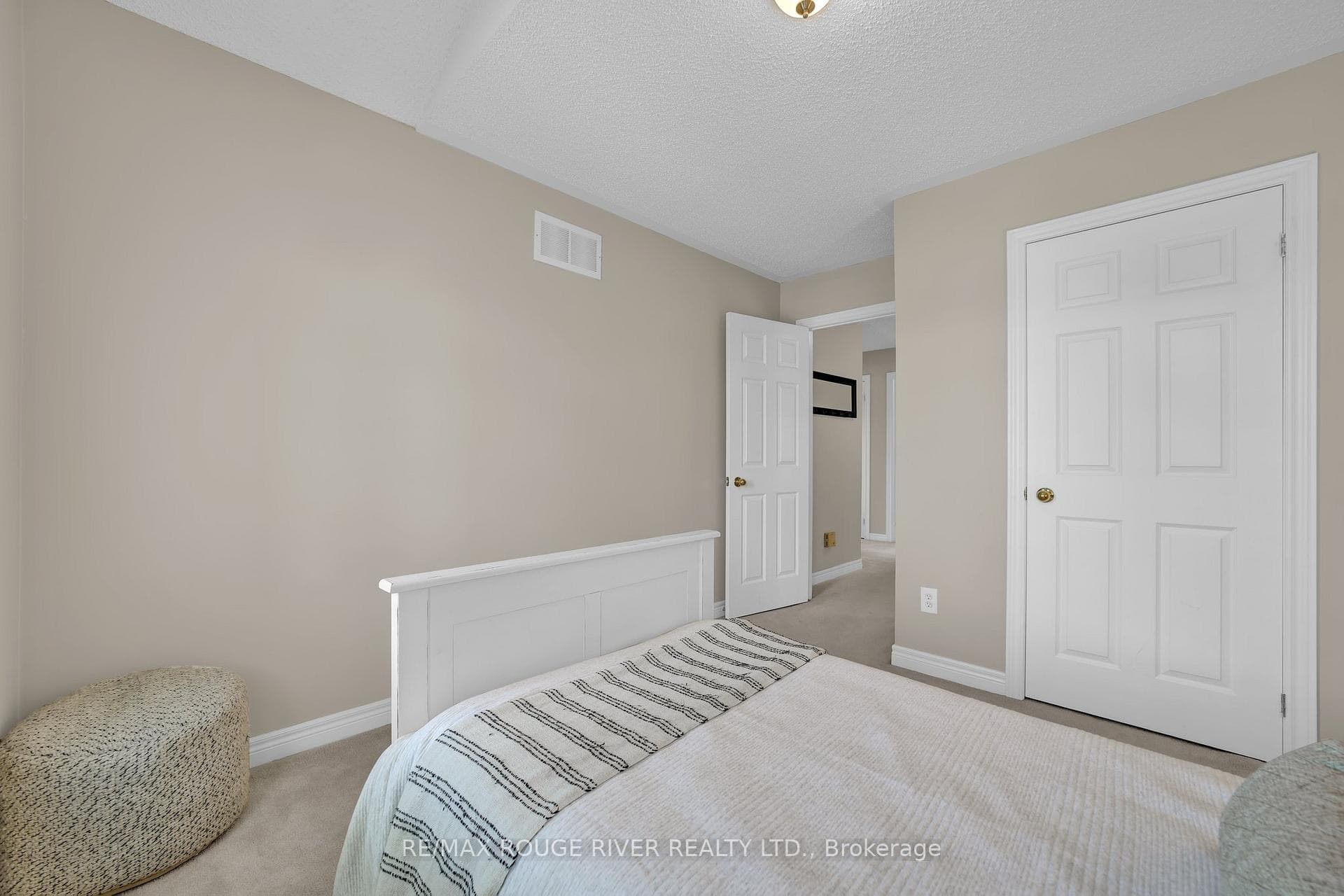 29 Huntington Crescent photo 29