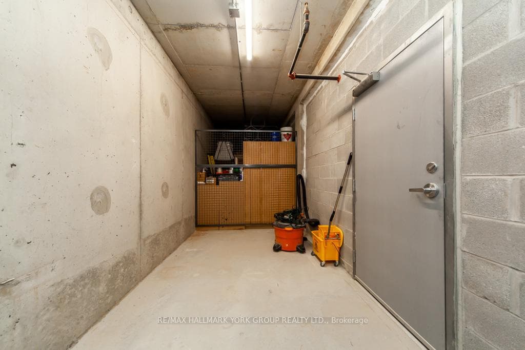 40 BAYNES Way Unit 13 photo 15
