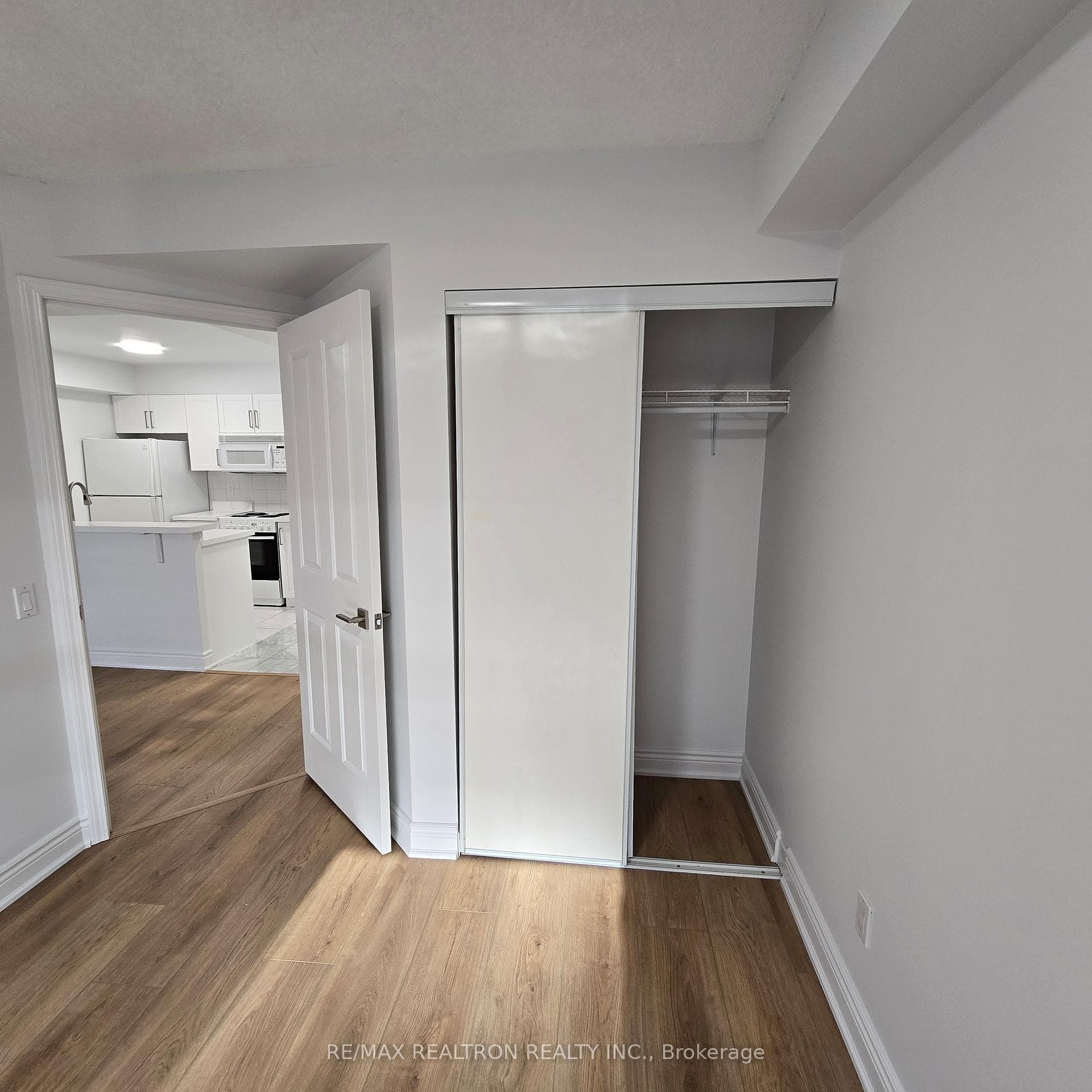 152 St Patrick Street Unit 806 photo 14