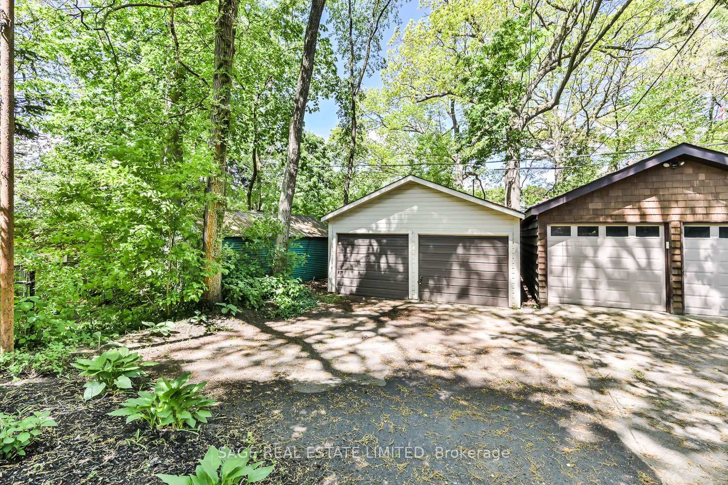 418 Glenlake Avenue photo 22