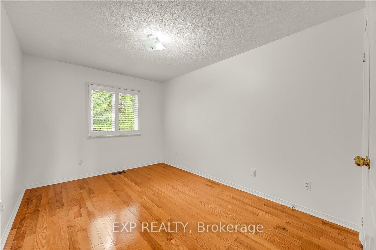 2260 Arbourview Drive photo 24