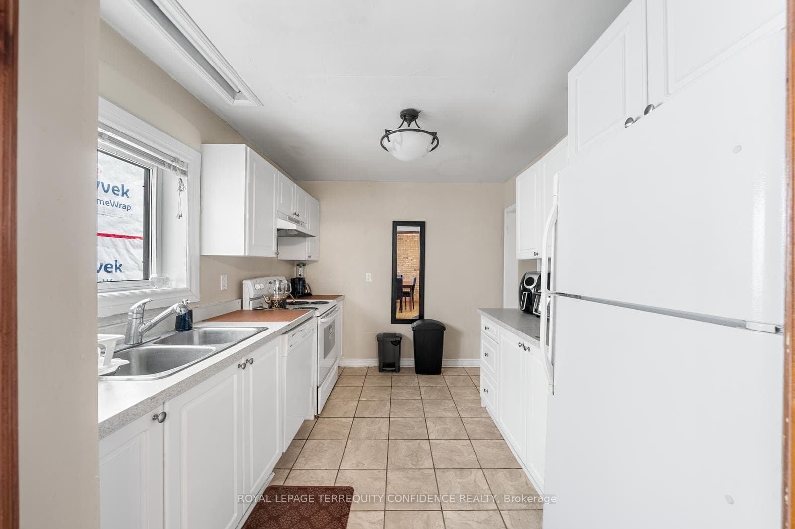 98 Yorkview Drive photo 8