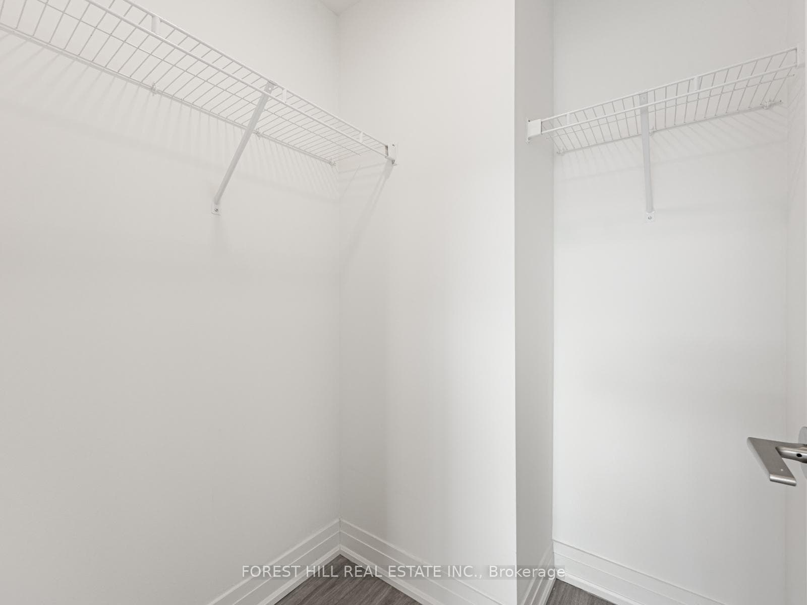 15 Brenthall Avenue Unit 12 photo 16