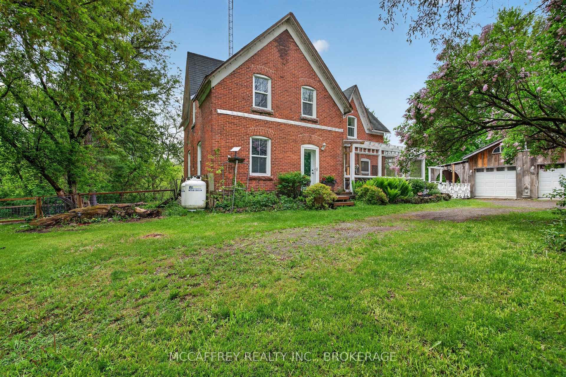 1817 Glen Smail Road photo 32