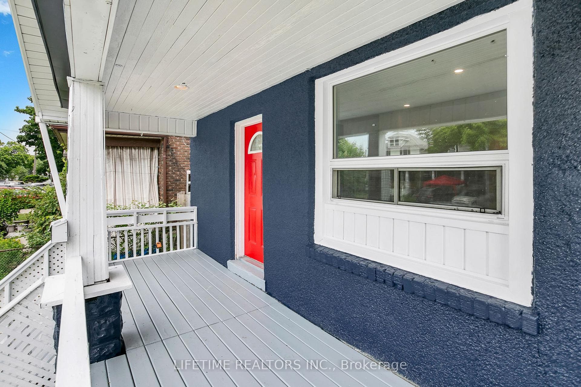 1108 Wellington Avenue photo 4
