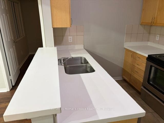 5035 Oscar Peterson Boulevard Unit 124 photo 11