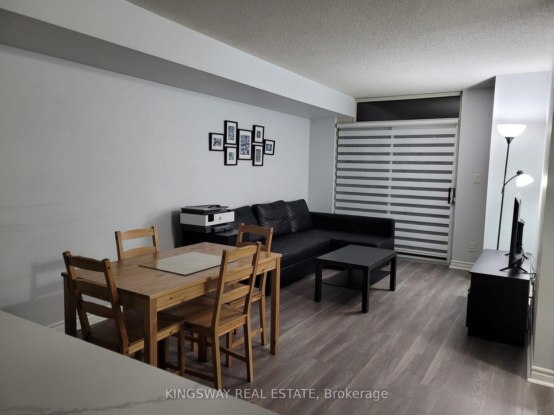 3880 Duke Of York Boulevard Unit 602 photo 4
