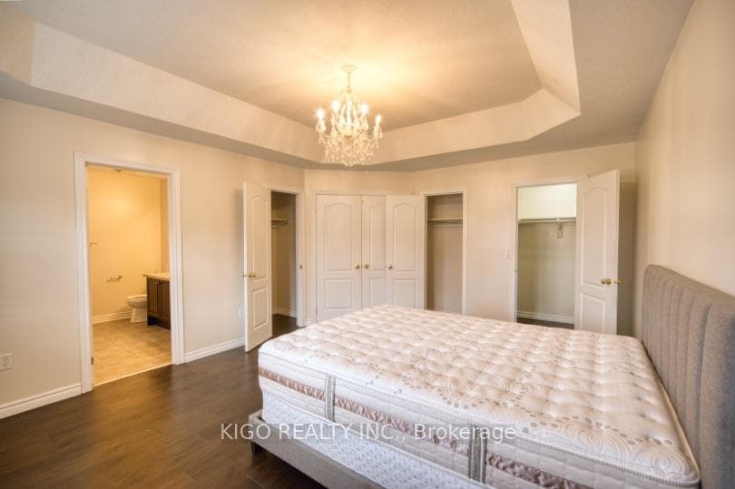548 Wasaga Crescent photo 35