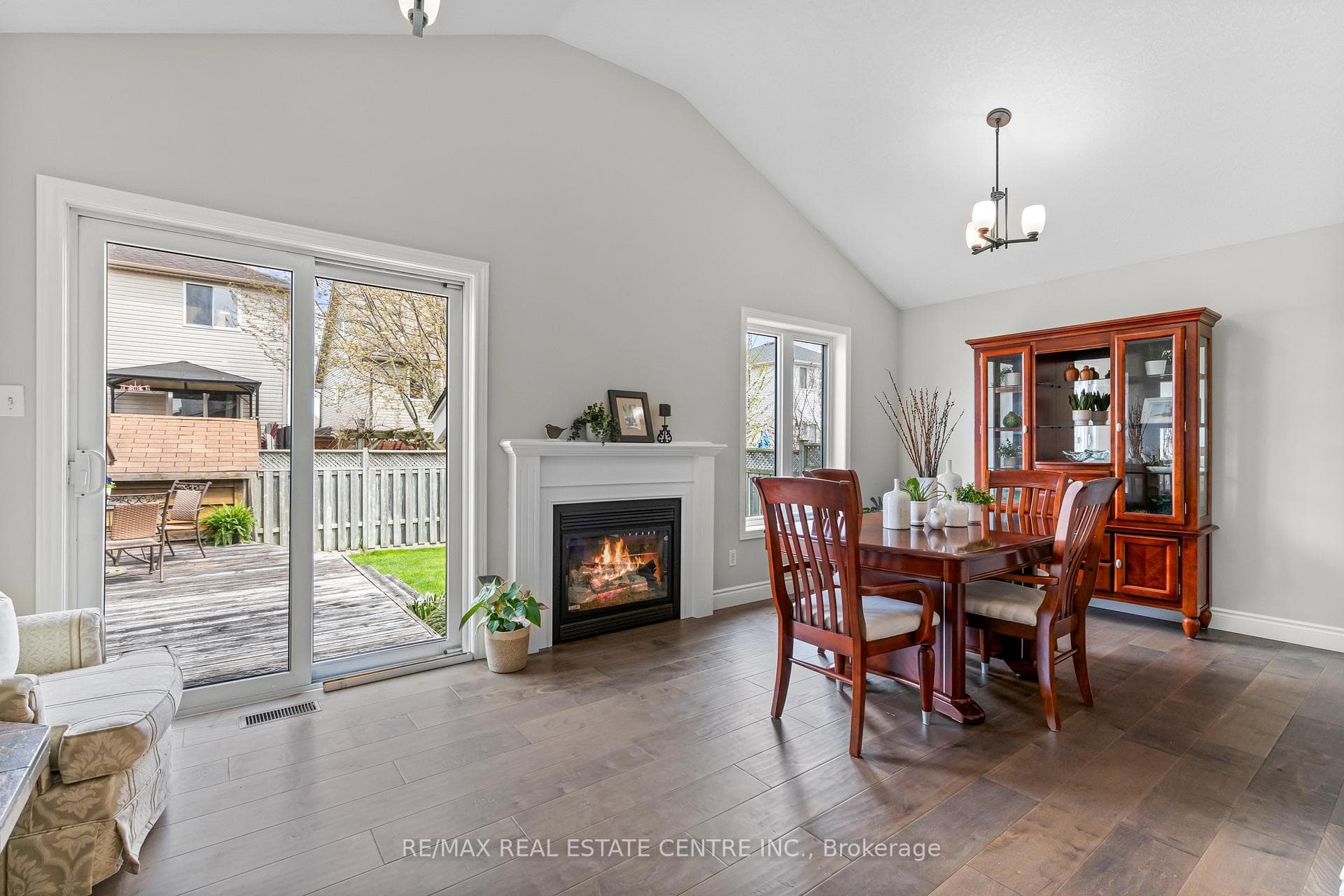 255 Gatehouse Drive photo 15