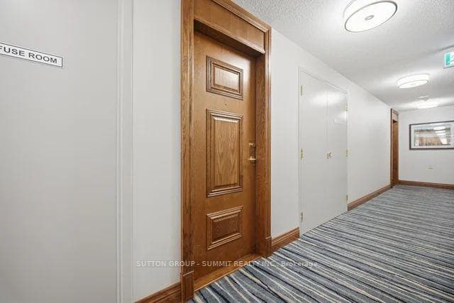 4889 Kimbermount Avenue Unit 702 photo 6