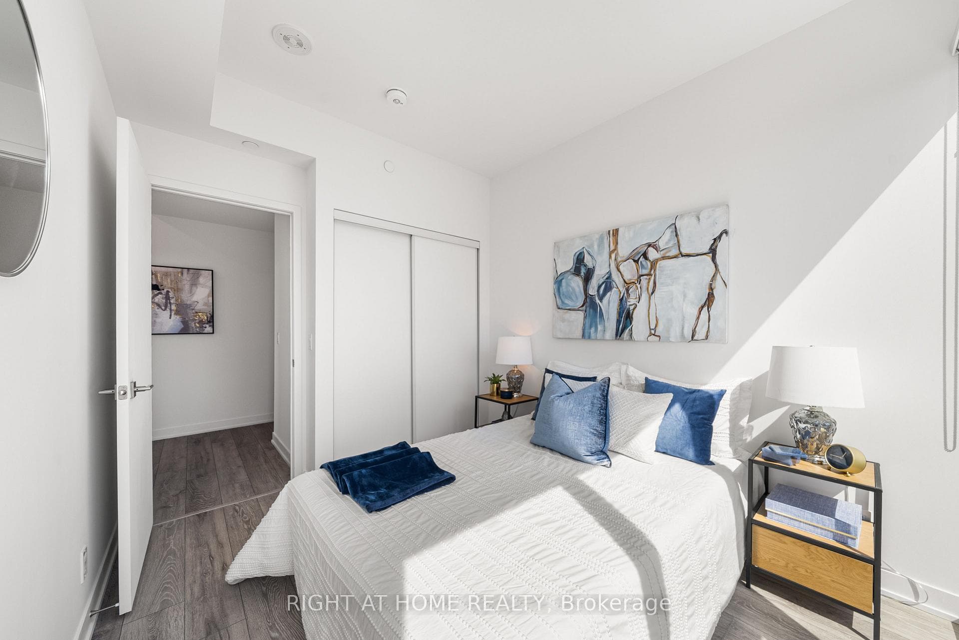 15 Holmes Avenue Unit 1502 photo 13