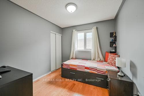 116 Heartleaf Crescent photo 22