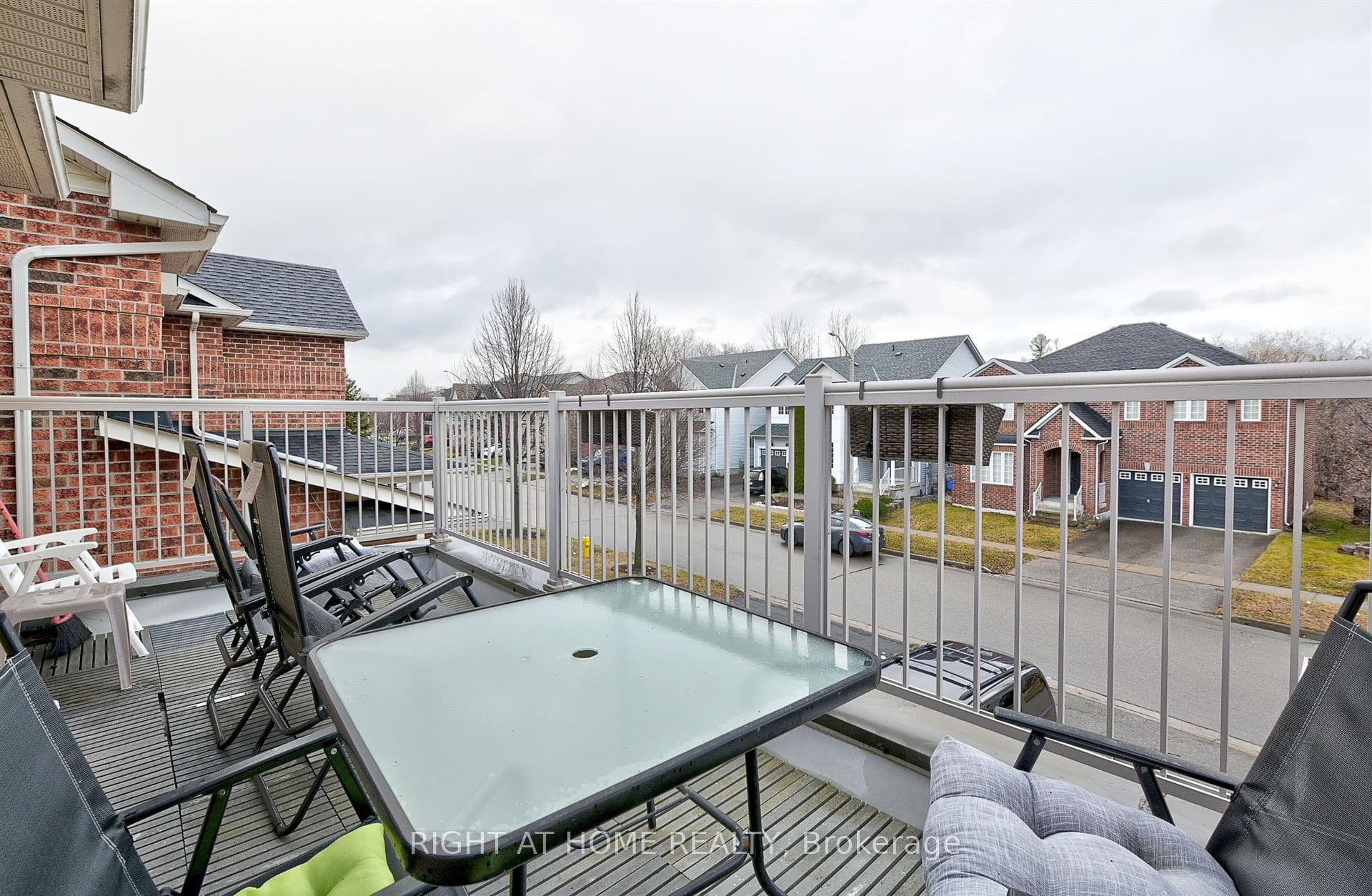 1032 Langford Street photo 14