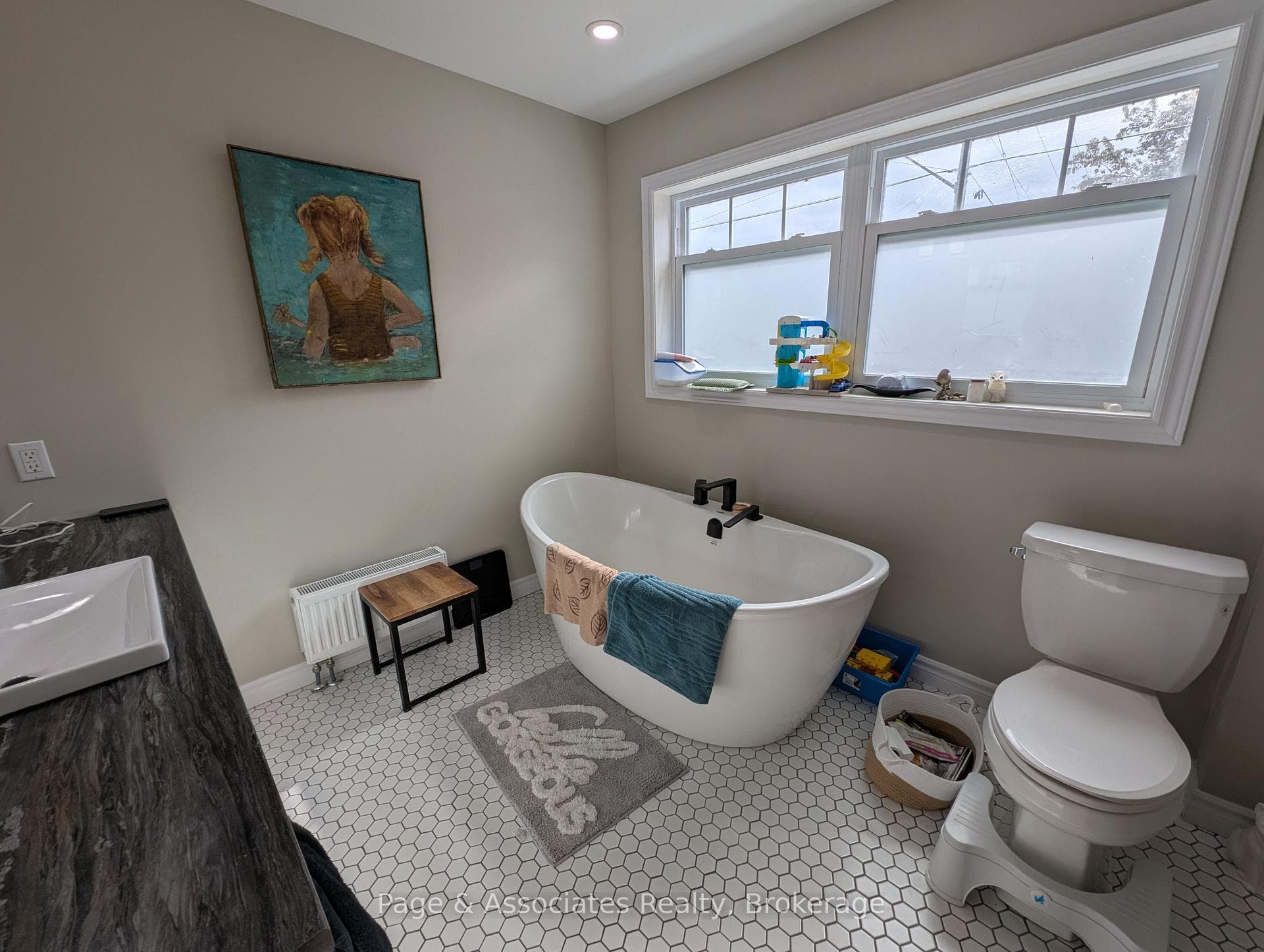 81 Cache Street photo 16