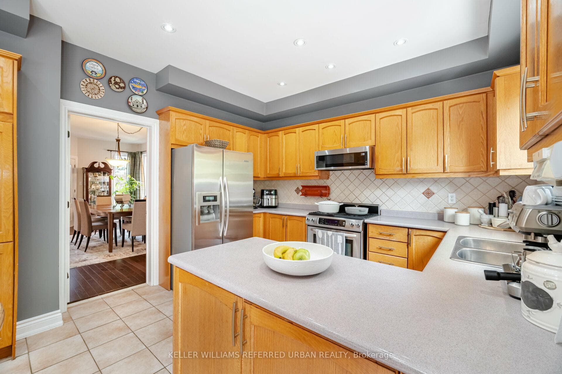 284 Barondale Drive photo 6