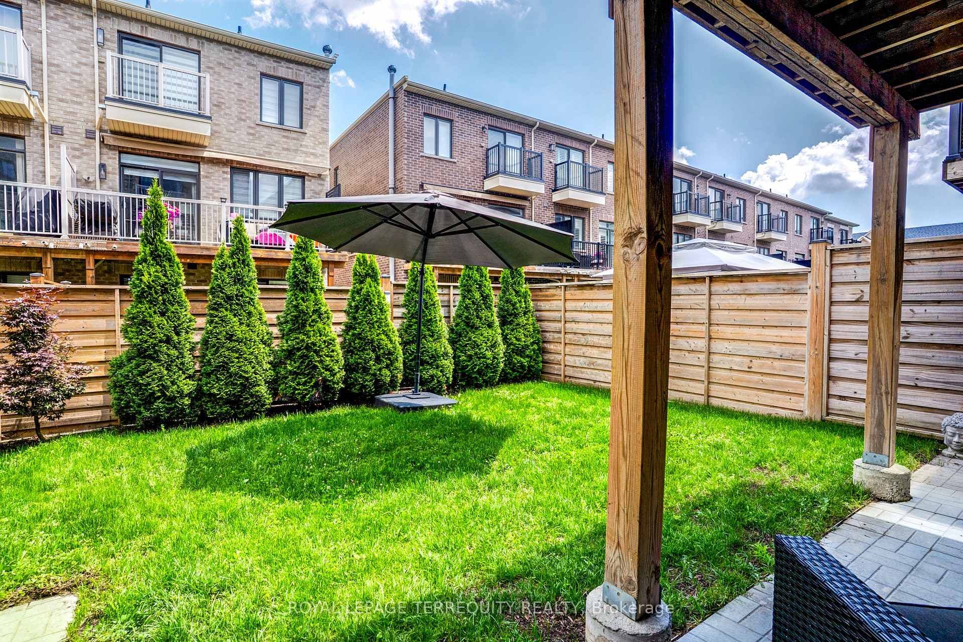 132 Thomas Fisher Drive photo 32