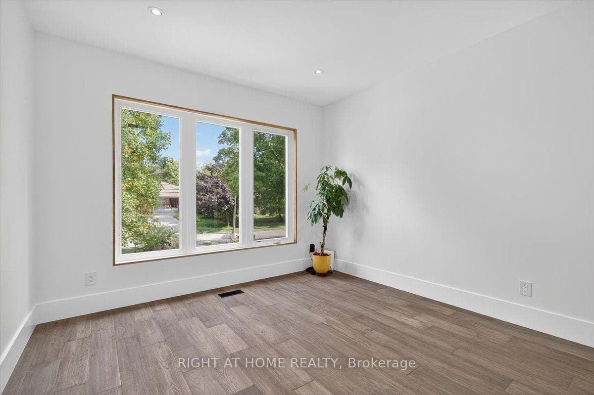 64 Larwood Boulevard photo 32