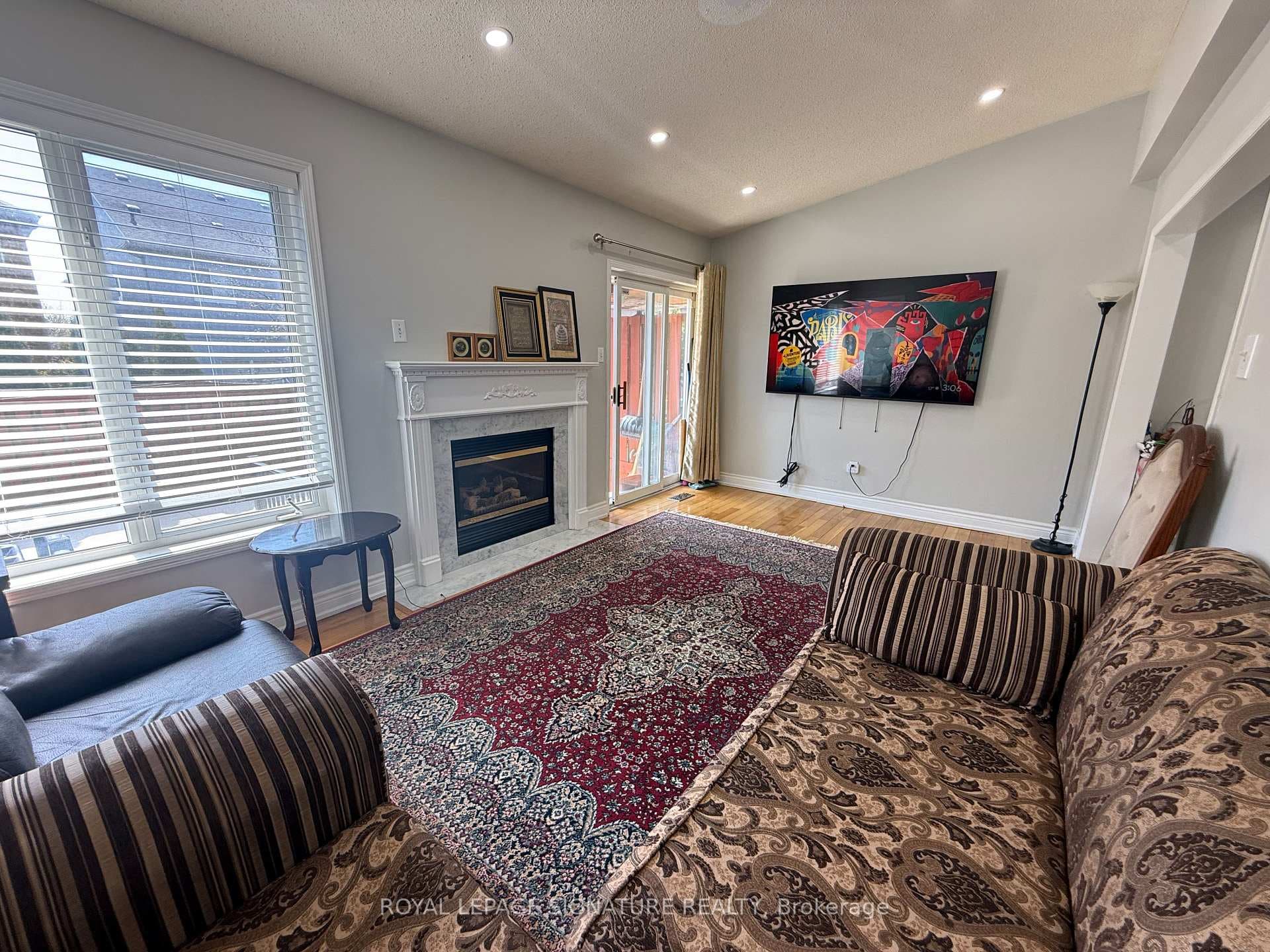 814 Golden Farmer Way photo 14