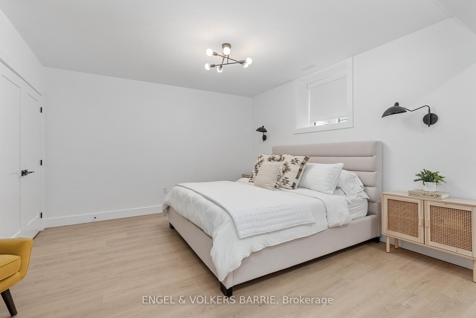 262 Trillium Place photo 37
