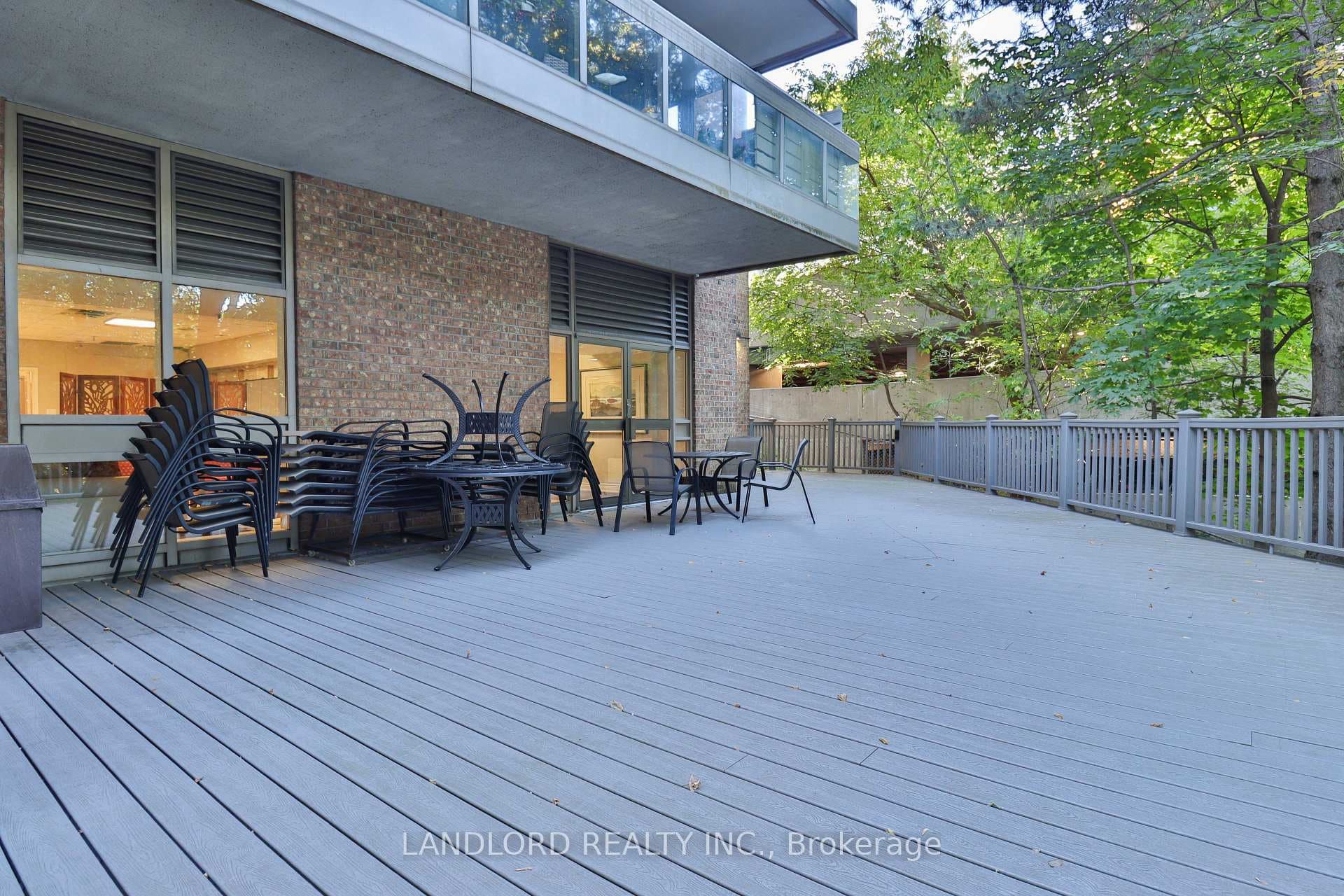278 Bloor Street Unit 1801 photo 33