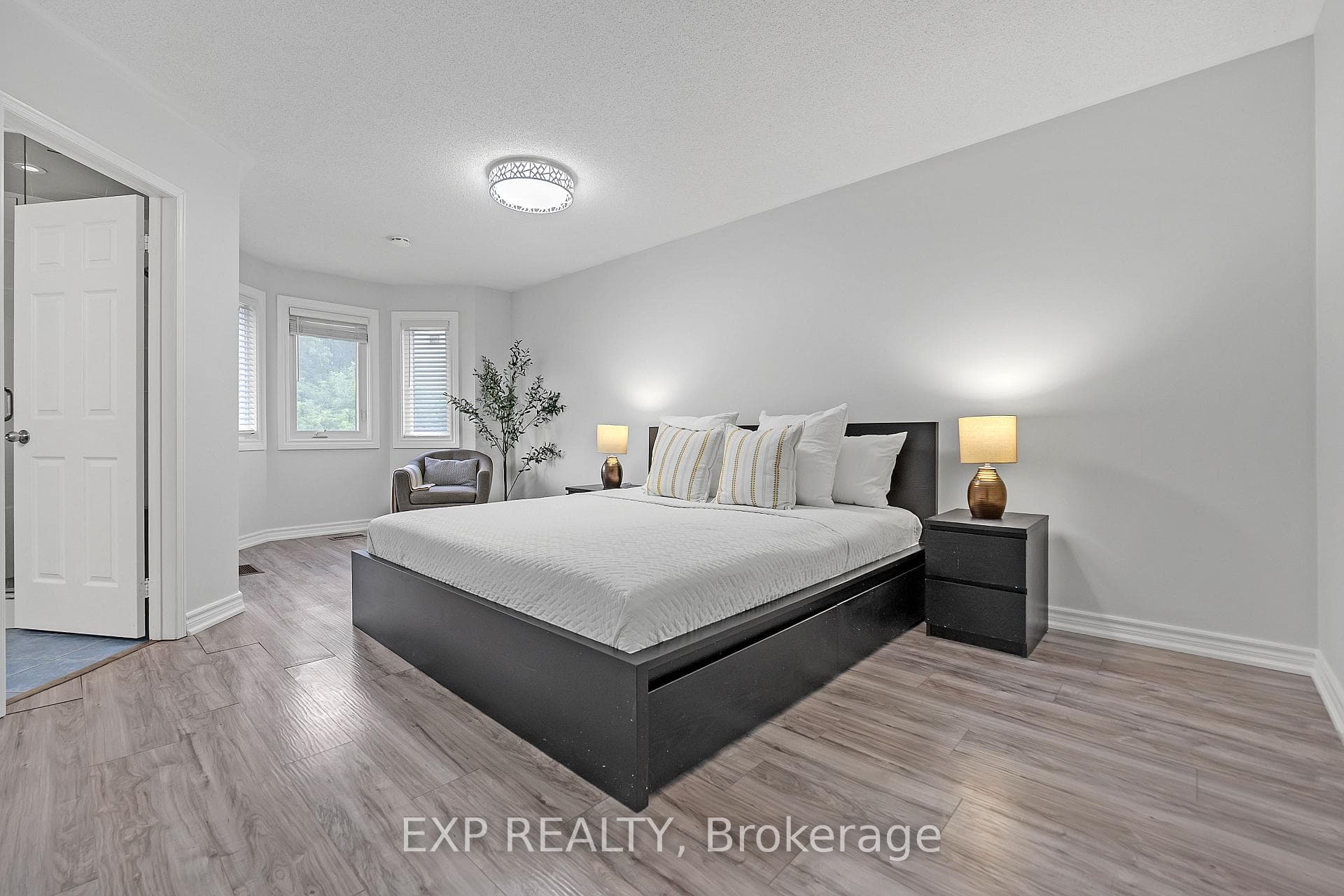 212 Shadow Place photo 25