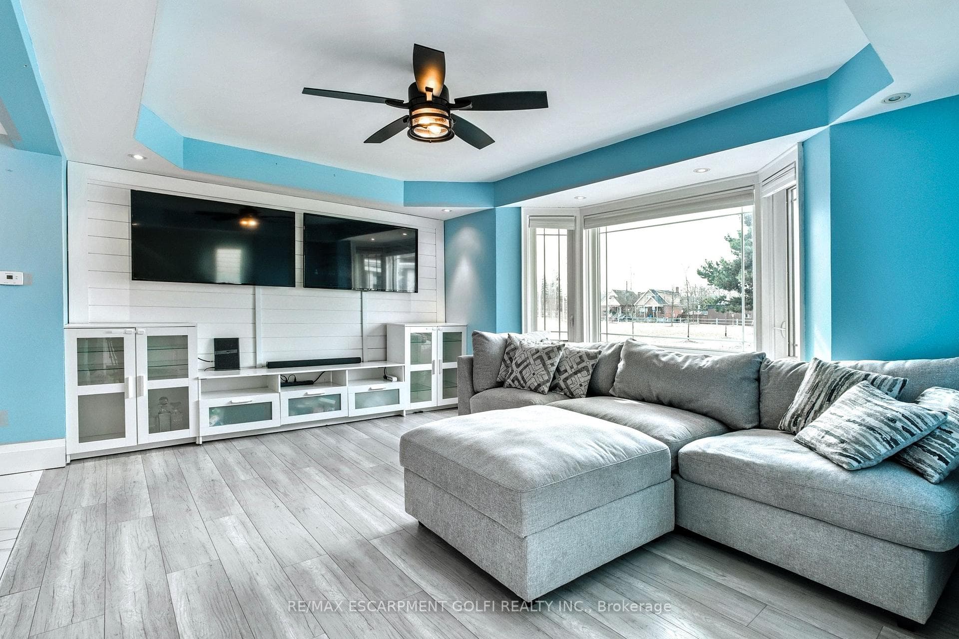 35 Allan Avenue photo 6