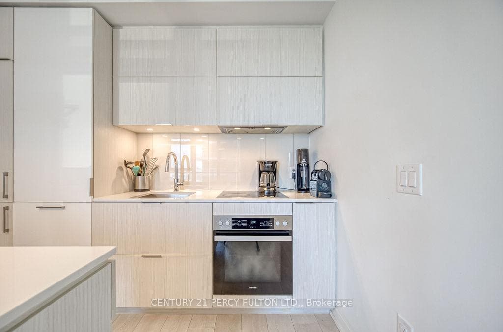 15 Lower Jarvis Street Unit 1313 photo 10