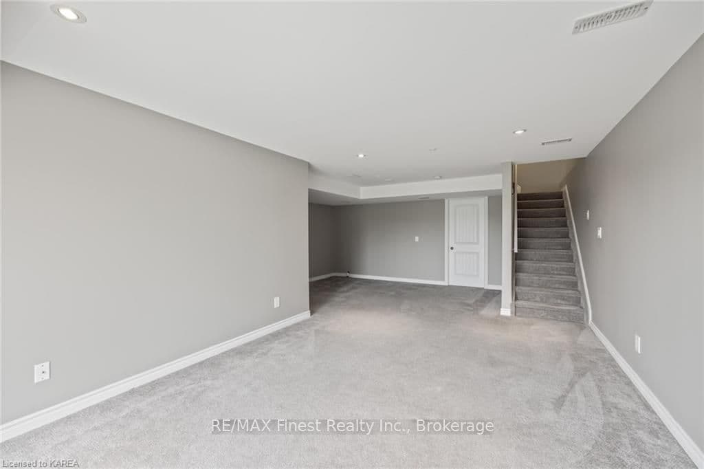 1165 HORIZON Drive photo 36