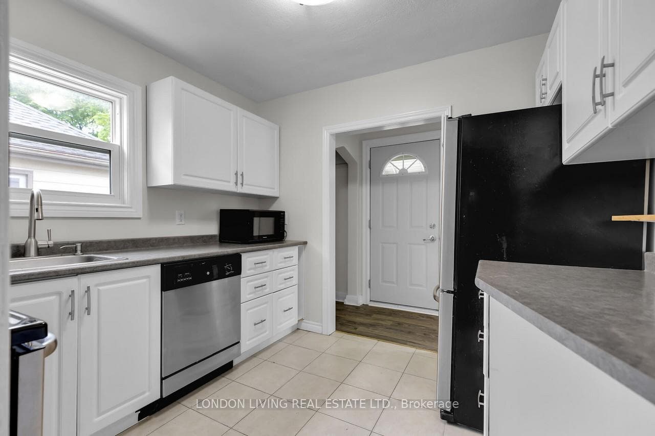 133 Empress Avenue photo 4