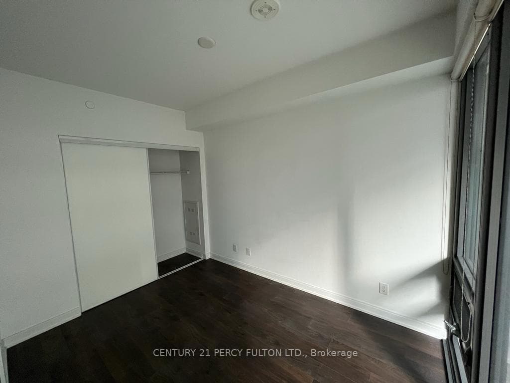 50 Charles Street Unit 908 photo 4