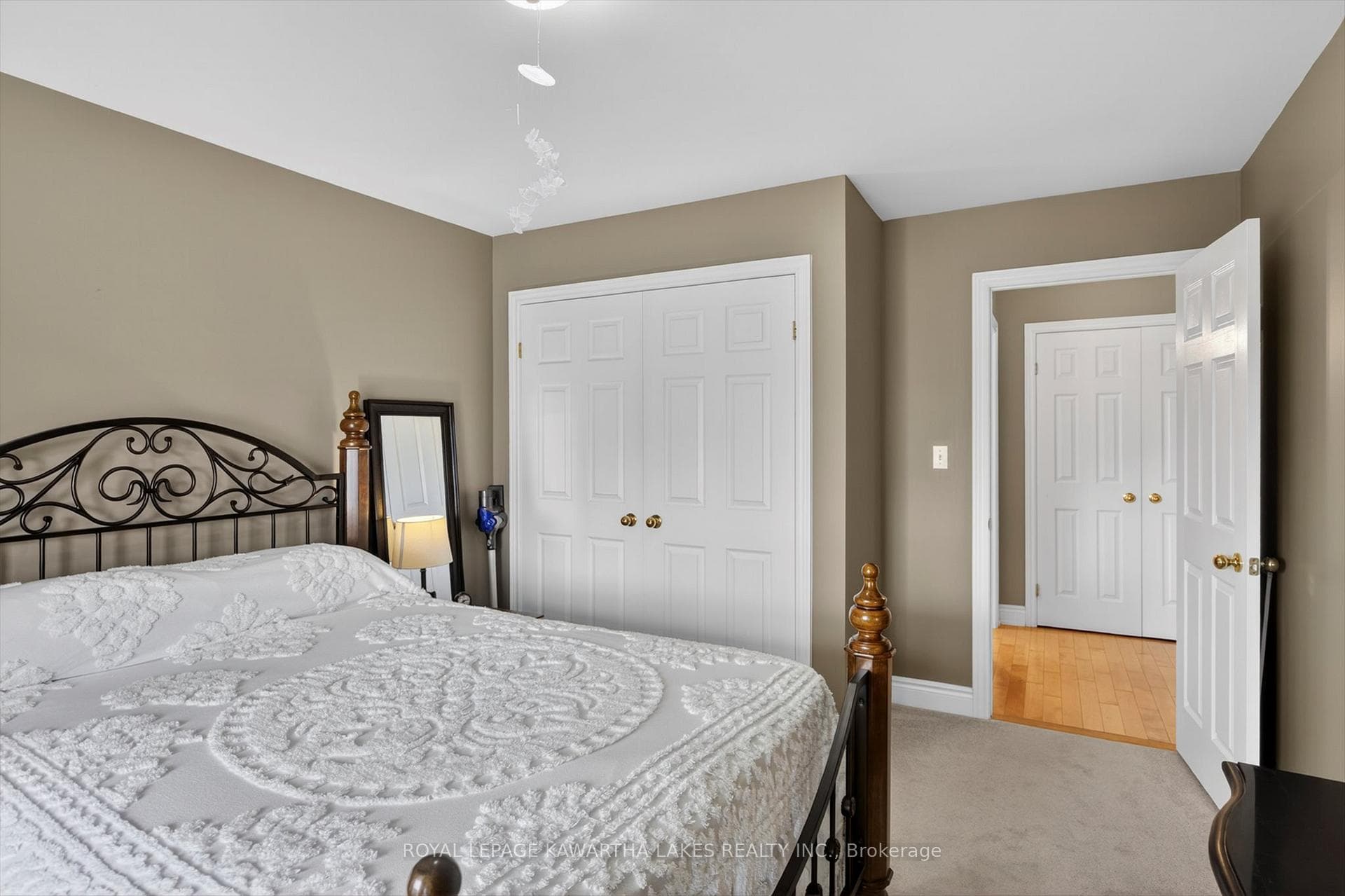 376 Wallace Drive photo 19